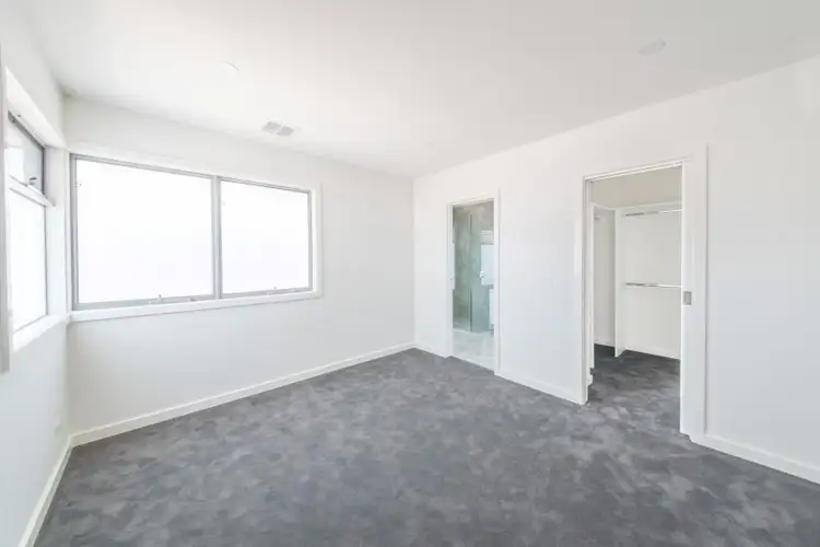 Sixth view of Homely townhouse listing, 4/9 Elizabeth Street, Oakleigh East VIC 3166
