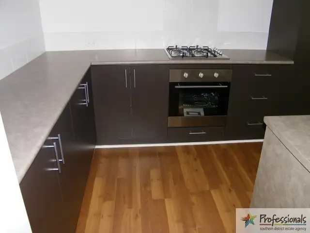 Fifth view of Homely house listing, U7/17 Moira Road, Collie WA 6225