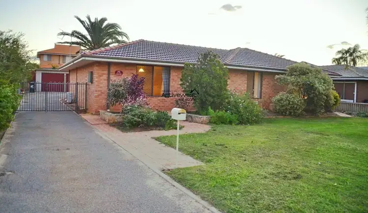8 Seacrest Street, Tarcoola Beach WA 6530