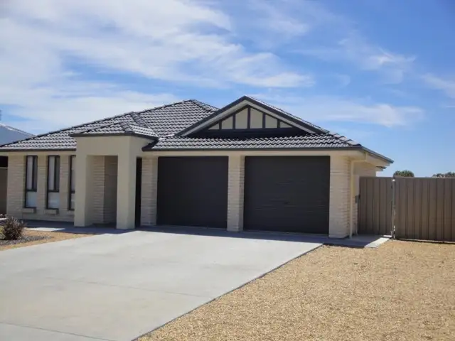 24 Lawrence Street, Goolwa North SA 5214