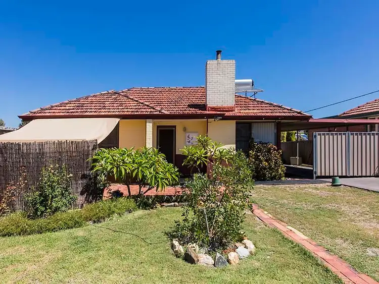 7 Gamage Way, Lockridge WA 6054
