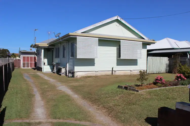 11 Simpson Street, West Mackay QLD 4740