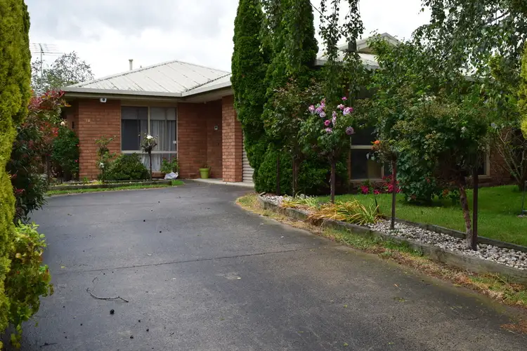 14 Cross Street, Trafalgar VIC 3824