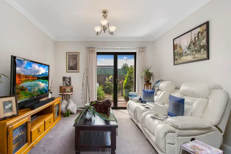 Sixth view of Homely house listing, 3 Shepherds Glen, Strathfieldsaye VIC 3551