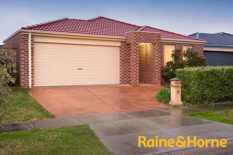 Main view of Homely house listing, 7 Banfield Place, Lyndhurst VIC 3975