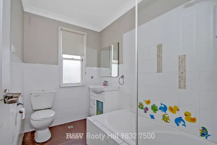 Fourth view of Homely house listing, 8 Waitaki Street, Lethbridge Park NSW 2770