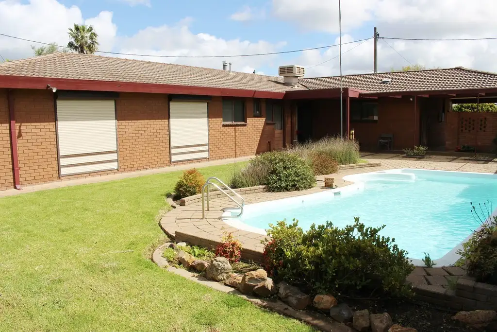 Main view of Homely house listing, 3 Kingsley Court, Yarrawonga VIC 3730
