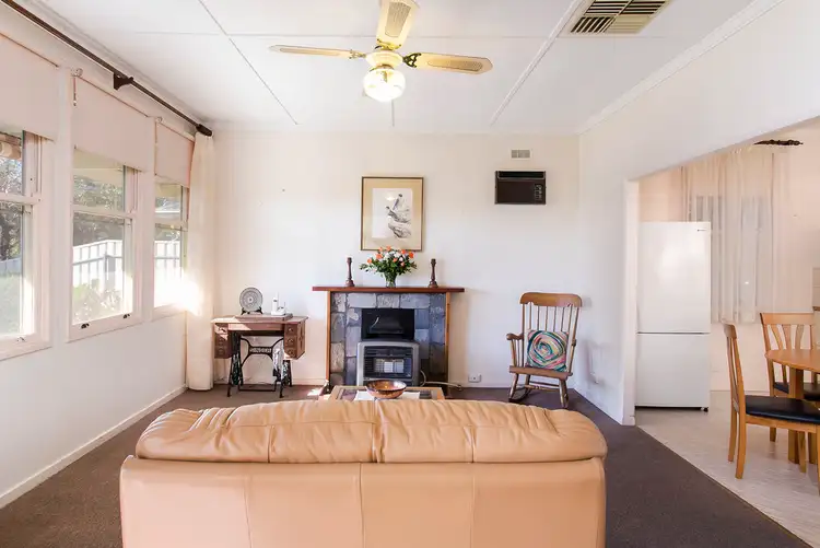 Fifth view of Homely house listing, 2 Spring Street, Seacombe Gardens SA 5047