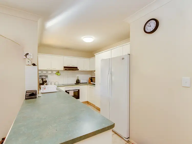 Second view of Homely house listing, 6 Oaklyn Place, Merrimac QLD 4226