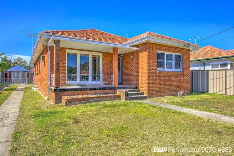 9 Monterey Street, South Wentworthville NSW 2145