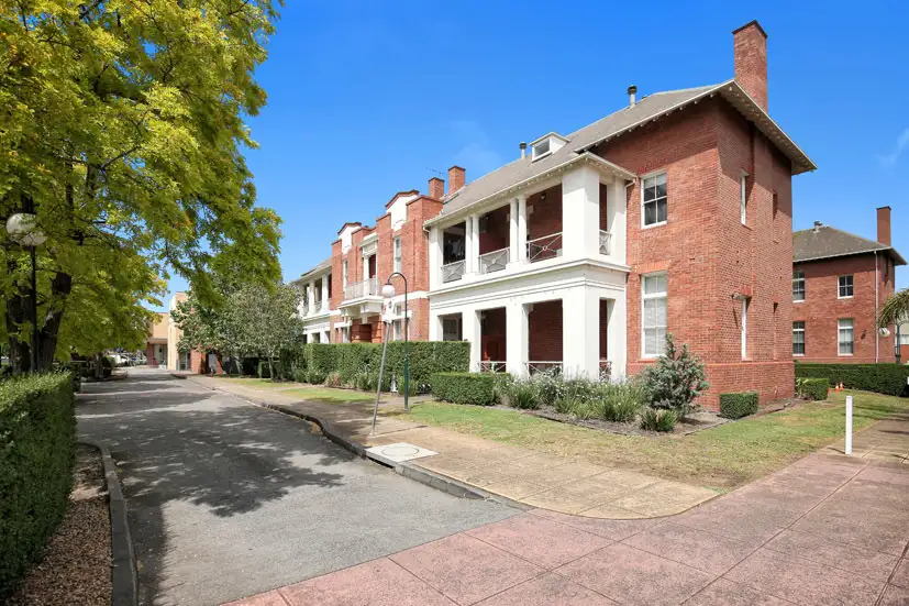 Main view of Homely apartment listing, 35 Gatehouse Place, Maribyrnong VIC 3032