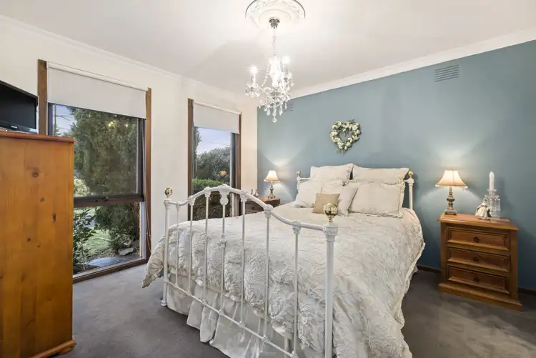 Fifth view of Homely house listing, 15 Erica Crescent, Kilsyth VIC 3137