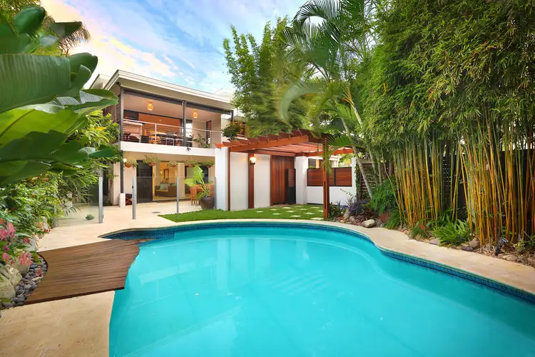 11 Leo Crescent, Alexandra Headland QLD 4572