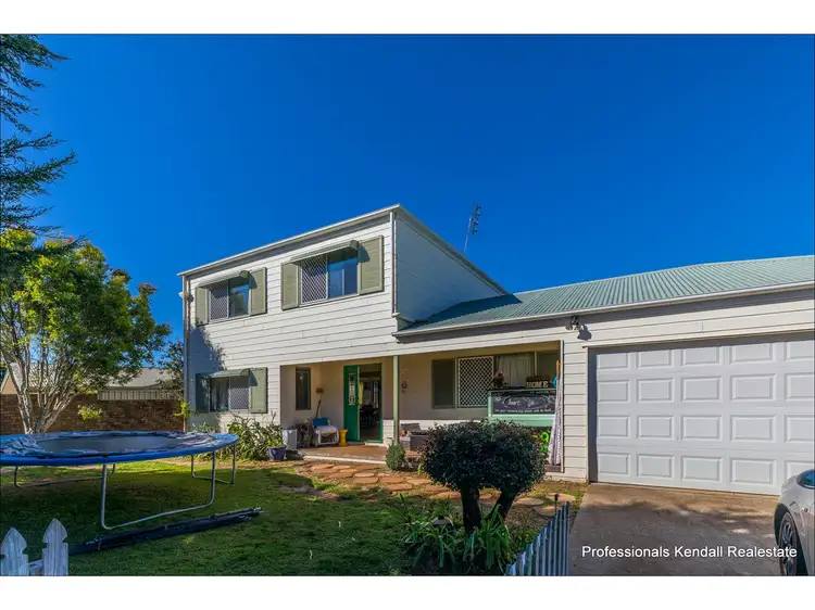 38 Paradise Drive, Tamborine Mountain QLD 4272