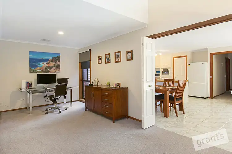 Fifth view of Homely house listing, 23 Adelaide Close, Berwick VIC 3806