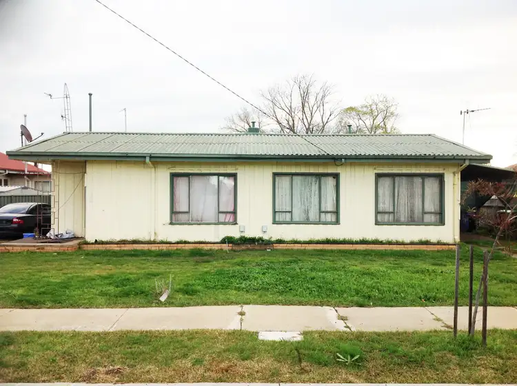 39A & 39B McGregor Crescent, Shepparton VIC 3630