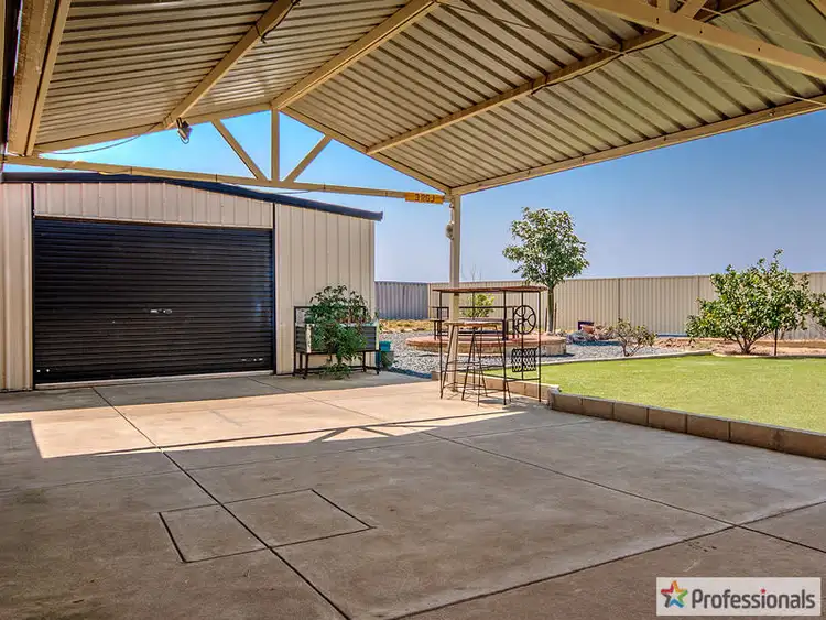 Fourth view of Homely house listing, 8 Rutherford Square, Orelia WA 6167