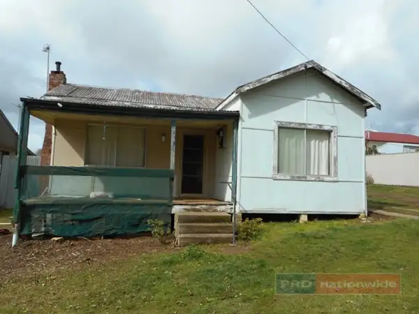 Second view of Homely house listing, 7 Batlow Avenue, Batlow NSW 2730