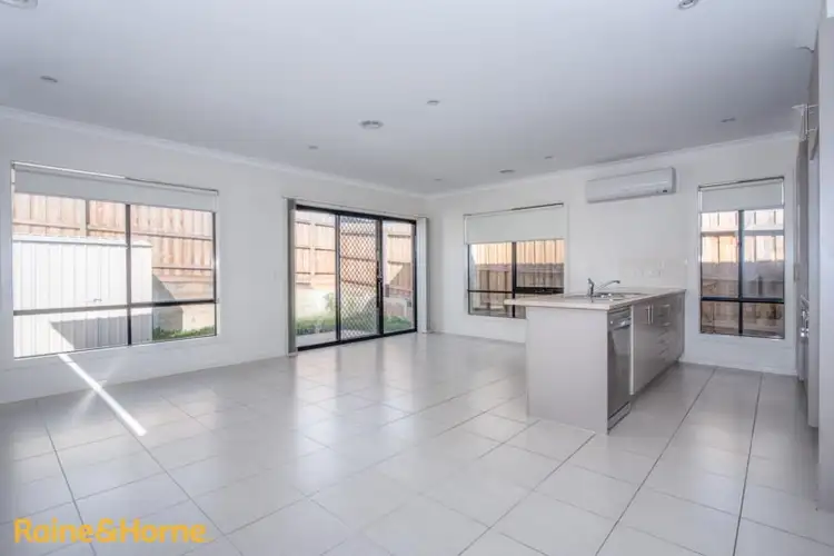 Third view of Homely house listing, 5/8 Pads Way, Sunbury VIC 3429