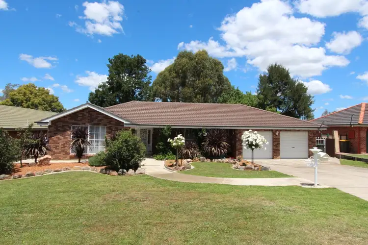 19 Cottonwood Drive, Eglinton NSW 2795