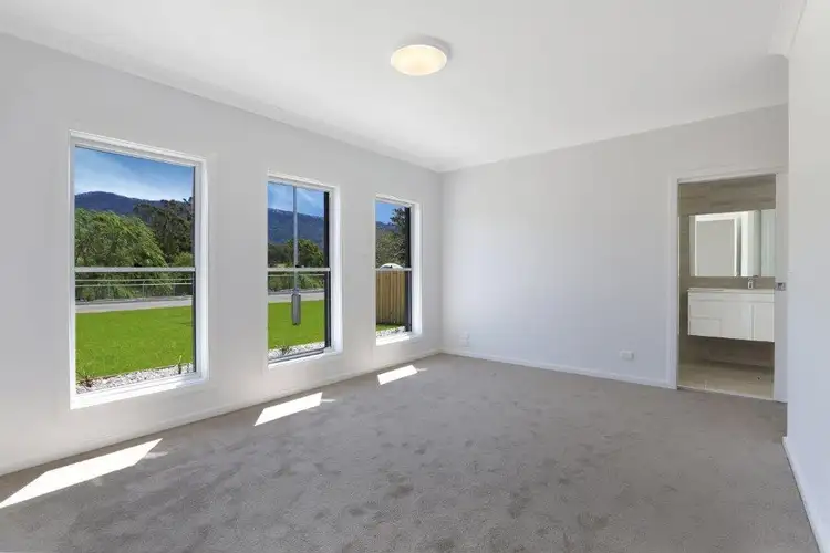 Fifth view of Homely house listing, 6 Illoura Place, Horsley NSW 2530
