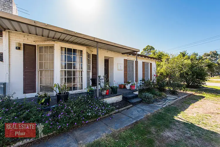 Second view of Homely house listing, 7 Avon Crescent, Viveash WA 6056