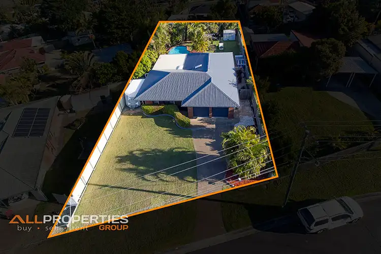 Main view of Homely house listing, 4 CYGNUS CT, Regents Park QLD 4118