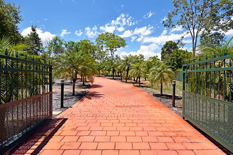 74 Vines Avenue, The Vines WA 6069