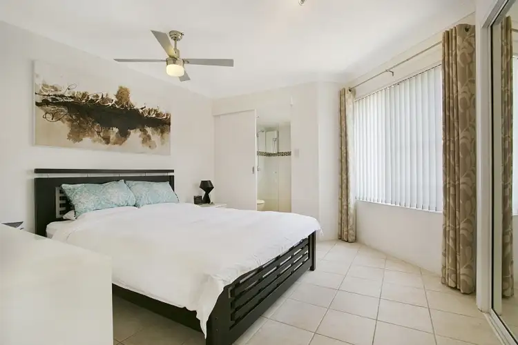 Sixth view of Homely unit listing, 5/140 'Crystal Gardens' Surf Parade, Broadbeach QLD 4218