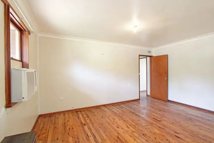 Fourth view of Homely house listing, 7 Bailey Avenue, Tamworth NSW 2340