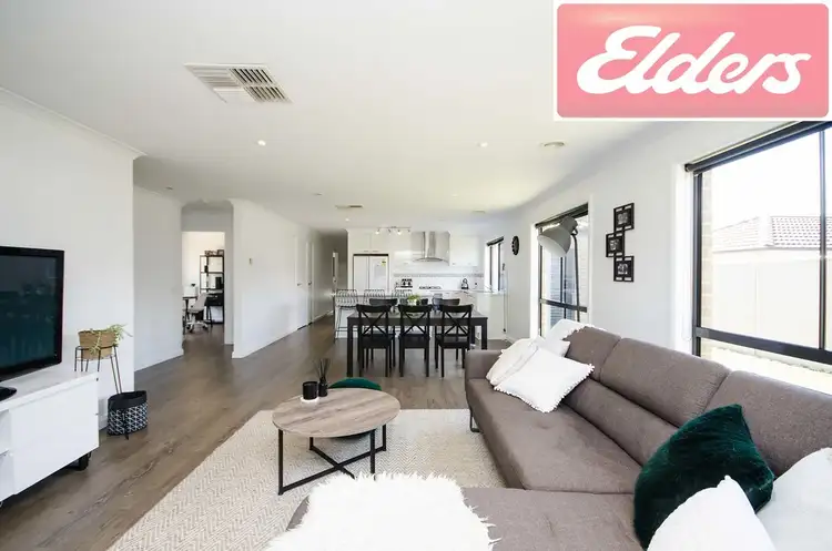 Sixth view of Homely house listing, 33 Victoria Cross Parade, Wodonga VIC 3690