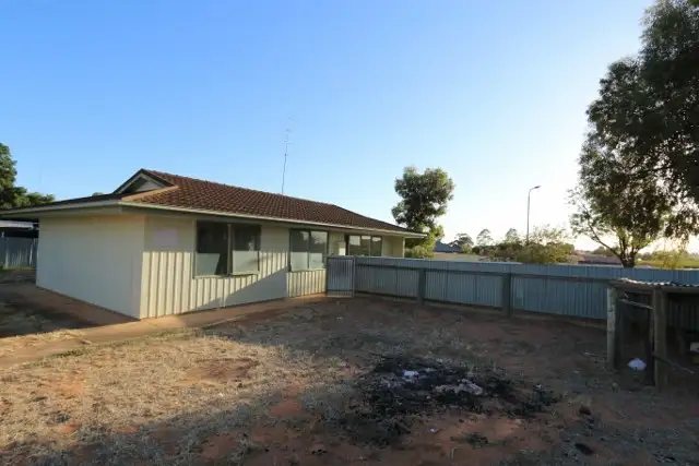 Fourth view of Homely house listing, 2 Smith Drive, Waikerie SA 5330