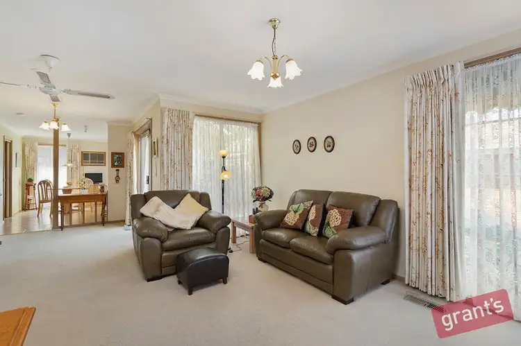 Fifth view of Homely unit listing, 2/9 Southwell Close, Endeavour Hills VIC 3802