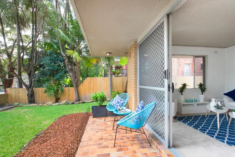 Second view of Homely unit listing, 1/39 Dee Why Parade, Dee Why NSW 2099