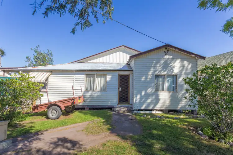 Second view of Homely block of units listing, 1-3/8 Railway Parade, Taree NSW 2430