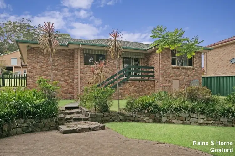 3 Irwin Place, Green Point NSW 2251