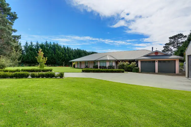 23 Bumballa Road, Wingello NSW 2579