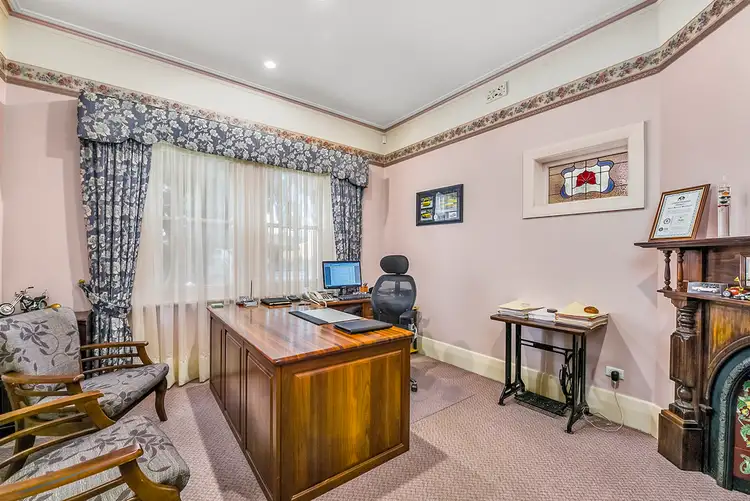 Fifth view of Homely house listing, 10 Crouch Street South, Mount Gambier SA 5290