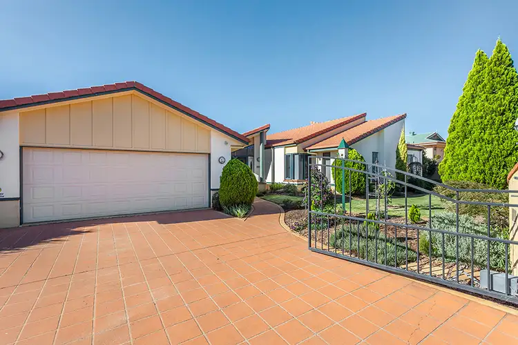 13 Parsley Drive, Middle Ridge QLD 4350