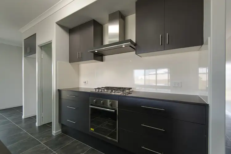 Sixth view of Homely house listing, 4 Pearlshell Court, Ashfield QLD 4670
