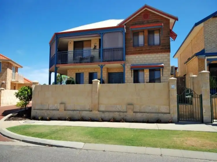 200 Flinders Ave, Hillarys WA 6025