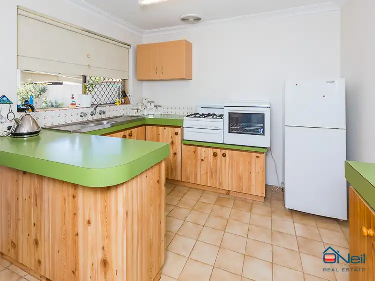 Sixth view of Homely house listing, 7 Farnham Place, Gosnells WA 6110