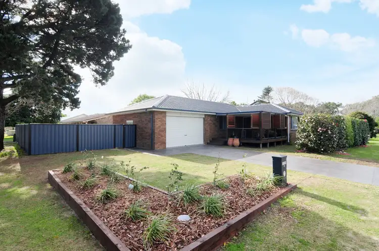 52 Golden Hill Avenue, Shoalhaven Heads NSW 2535
