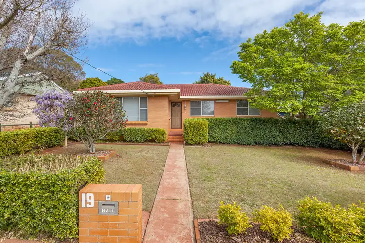 19 Jean Street, Harristown QLD 4350