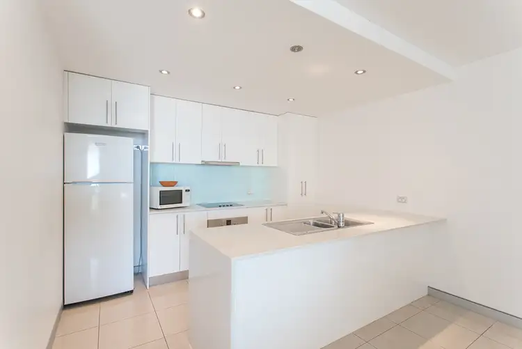 Fourth view of Homely unit listing, 33/83 Marine Parade, Redcliffe QLD 4020