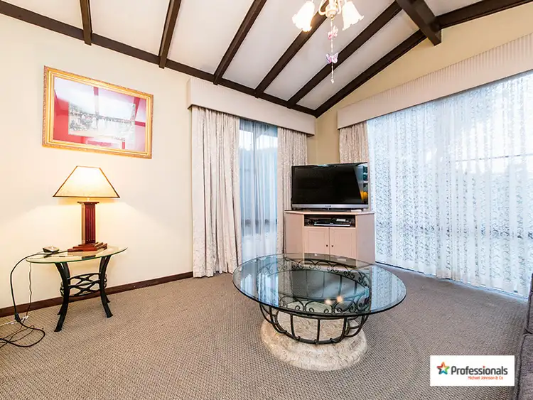 Fourth view of Homely house listing, 1 Odell Court, Carine WA 6020