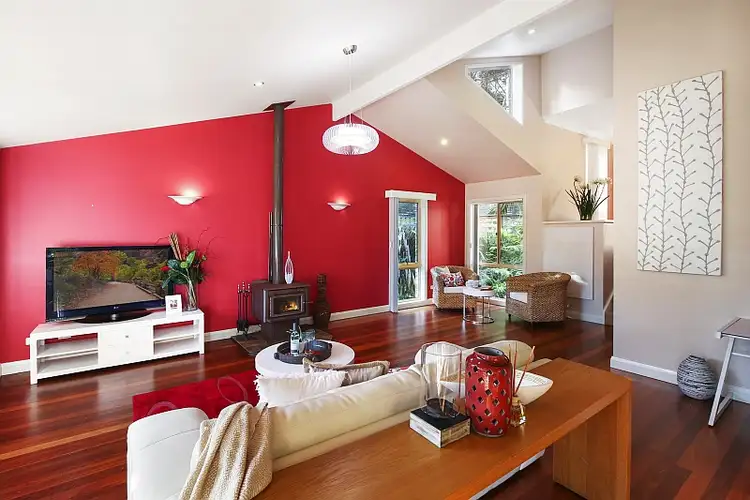 22 Cabbage Tree Avenue, Avoca Beach NSW 2251