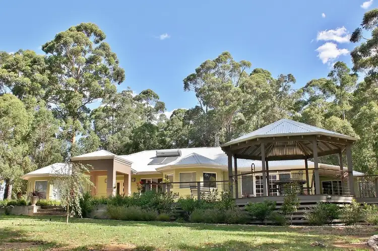 16 Bella Vista Drive, Manjimup WA 6258
