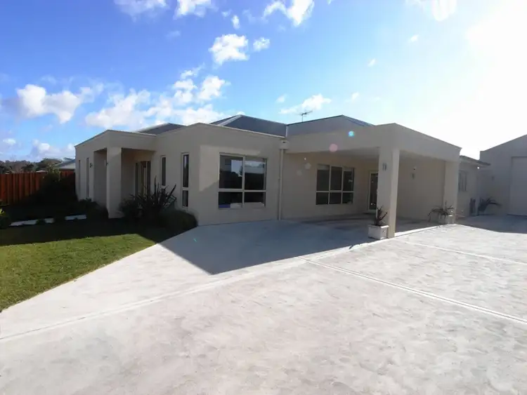 9 Doepel Place, St Helens TAS 7216