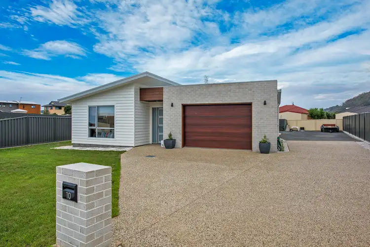 10 Sandhaven Crescent, Sulphur Creek TAS 7316